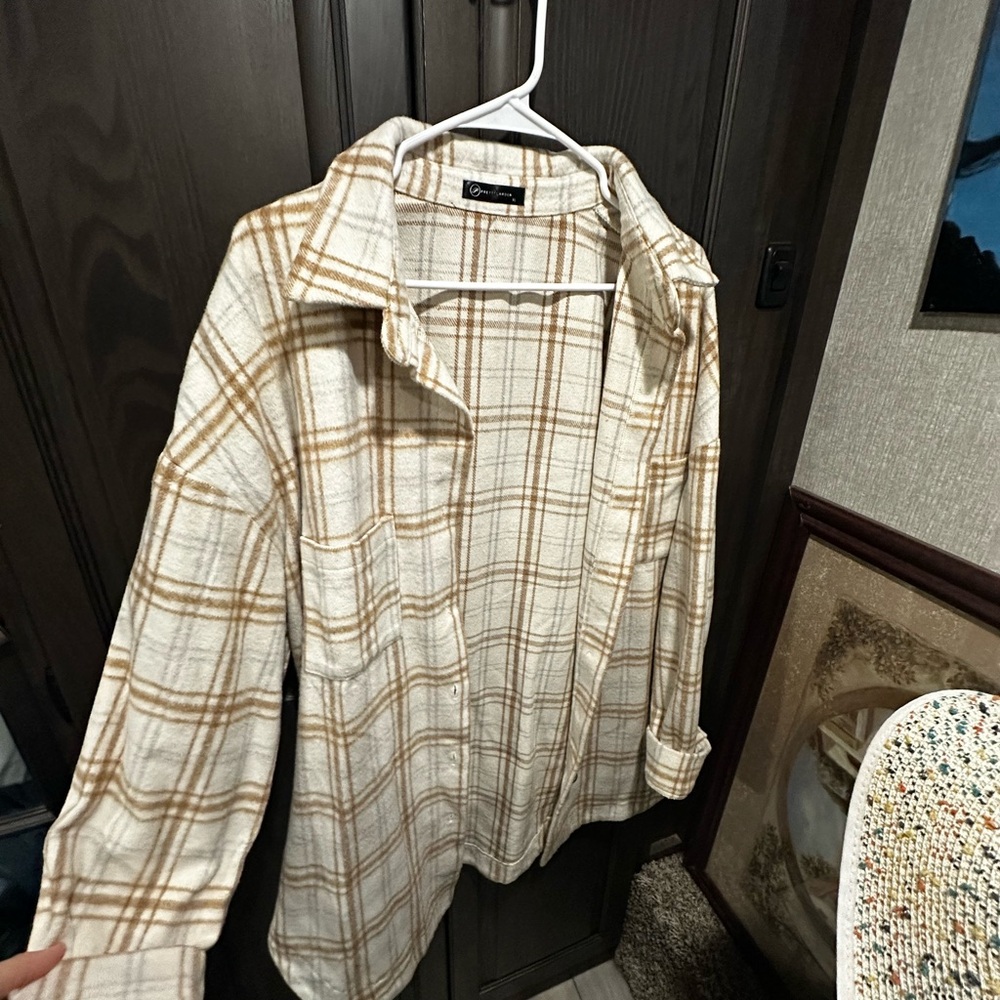 Women's Checkered Utility Jacket - Cream and Tan